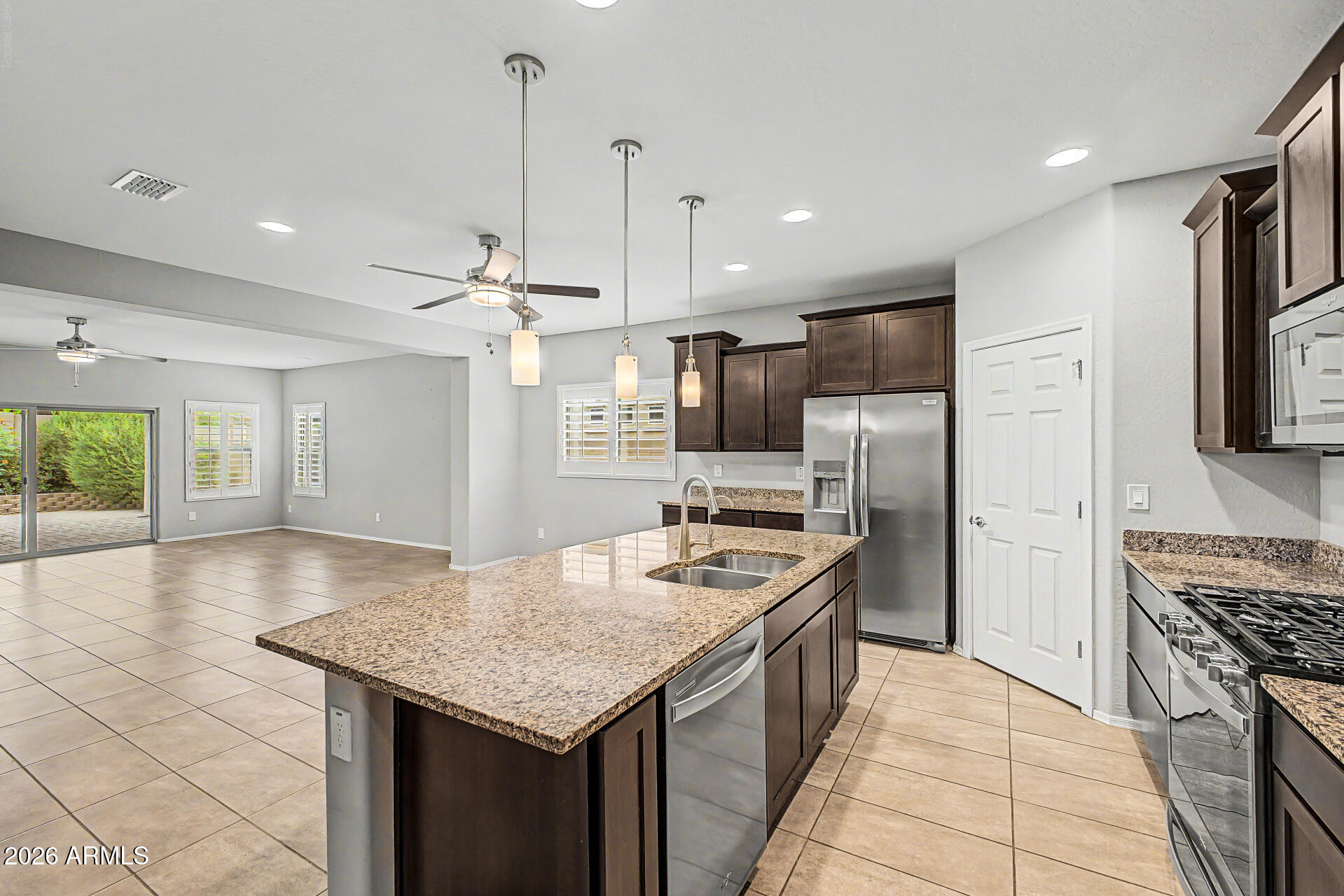 17486 West Red Bird Road Surprise, AZ 85387 - Photo 14 of 57 16 - Red Bird