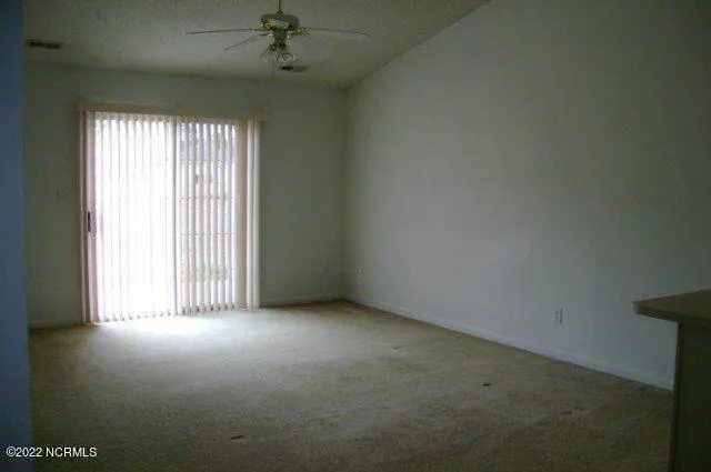 $1,095 | 105 Charlton Road, Hubert, NC 28539