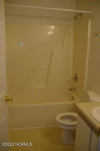 105 Charlton Road Hubert, NC 28539 - Photo 5 of 6 Main Bathroom