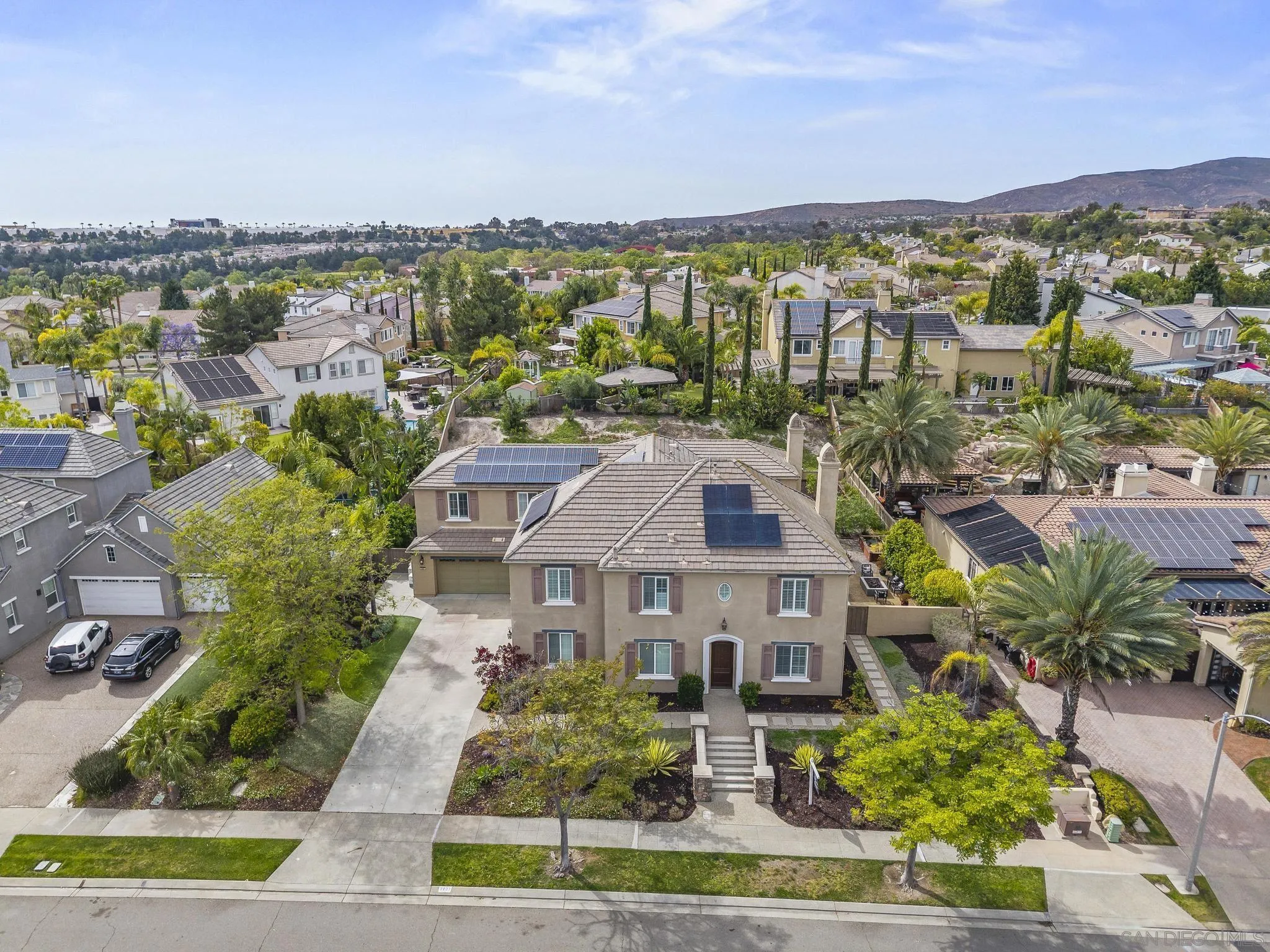 2827 Sutter Ridge Drive Chula Vista, CA 91914 - Photo 5 of 67 Gallery Image 5
