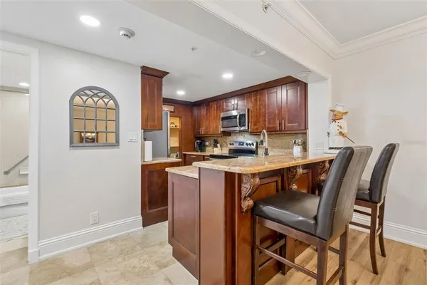$257,900 | 36750 US Highway 19 North, Unit 6207, Palm Harbor, FL 34683