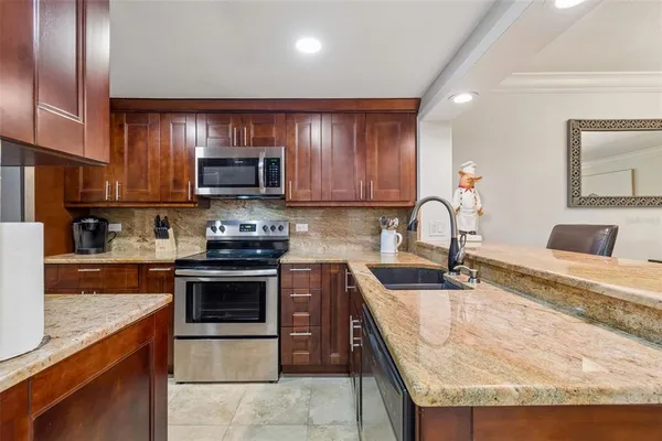 $257,900 | 36750 US Highway 19 North, Unit 6207, Palm Harbor, FL 34683