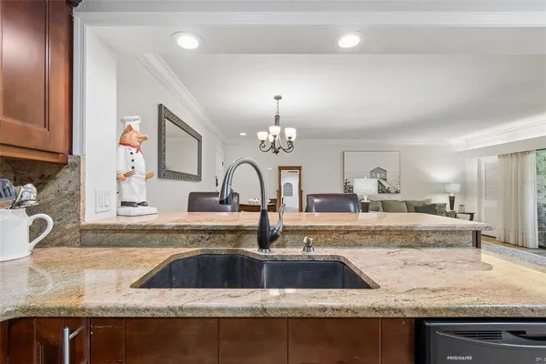 $257,900 | 36750 US Highway 19 North, Unit 6207, Palm Harbor, FL 34683