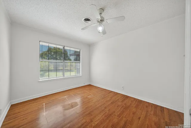 $1,499 | 7590 New Sulphur Springs Road, San Antonio, TX 78263