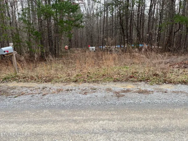 $42,500 | 408 Veterans Lookout, Wilder, TN 38589