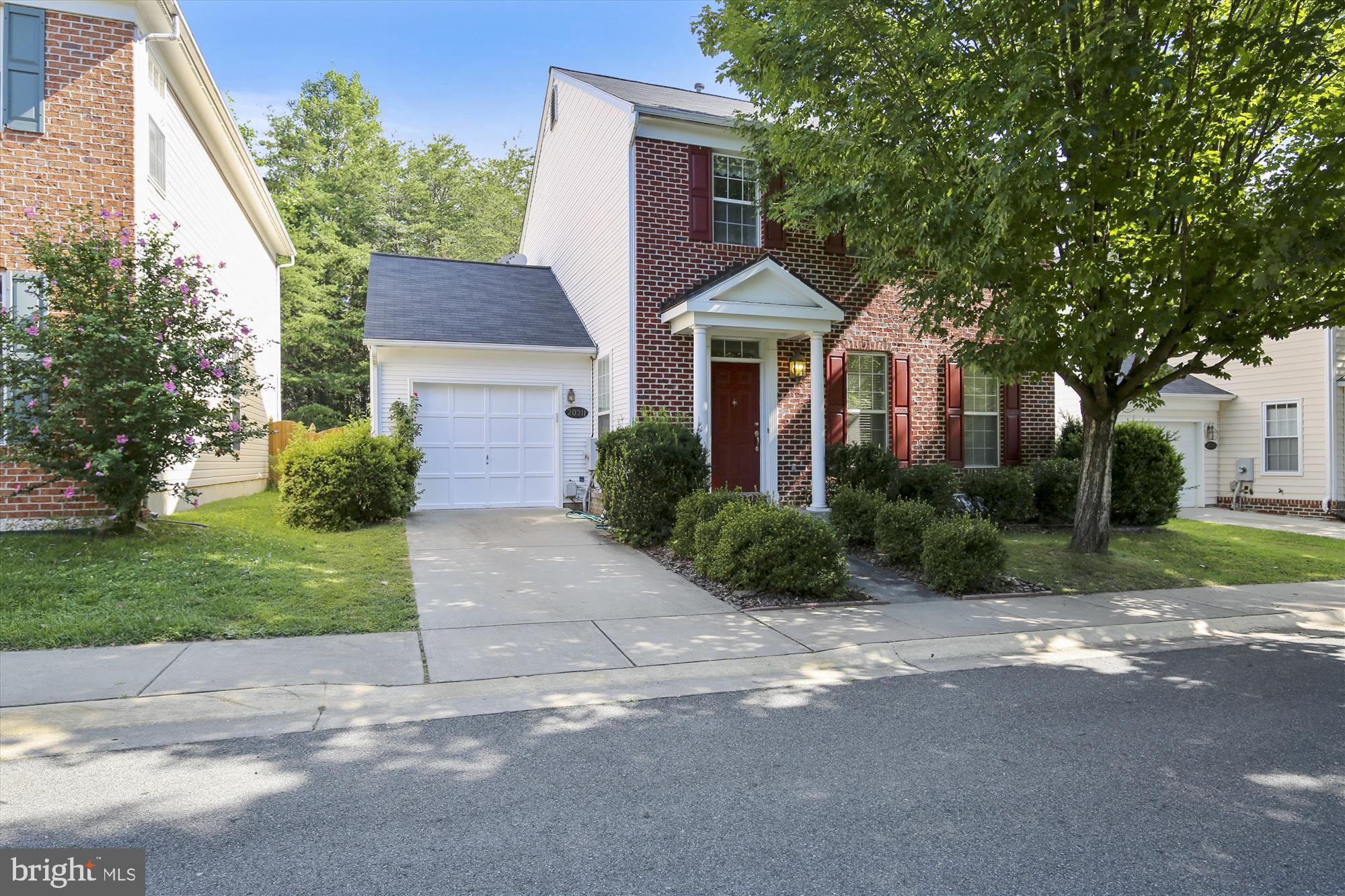 20311 Swallow Point Road Gaithersburg, MD 20886 - Photo 2 of 74 Gallery Image 2