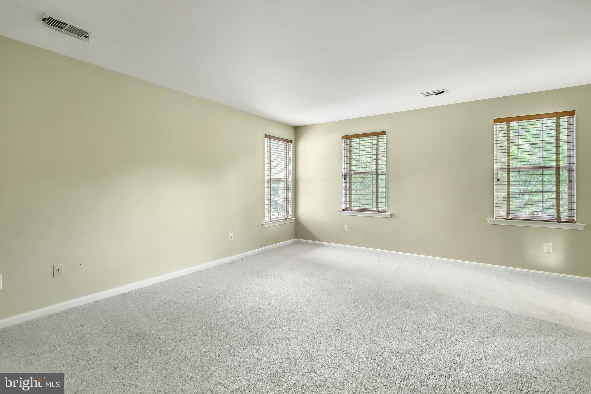 20311 Swallow Point Road Gaithersburg, MD 20886 - Photo 17 of 74 Gallery Image 17
