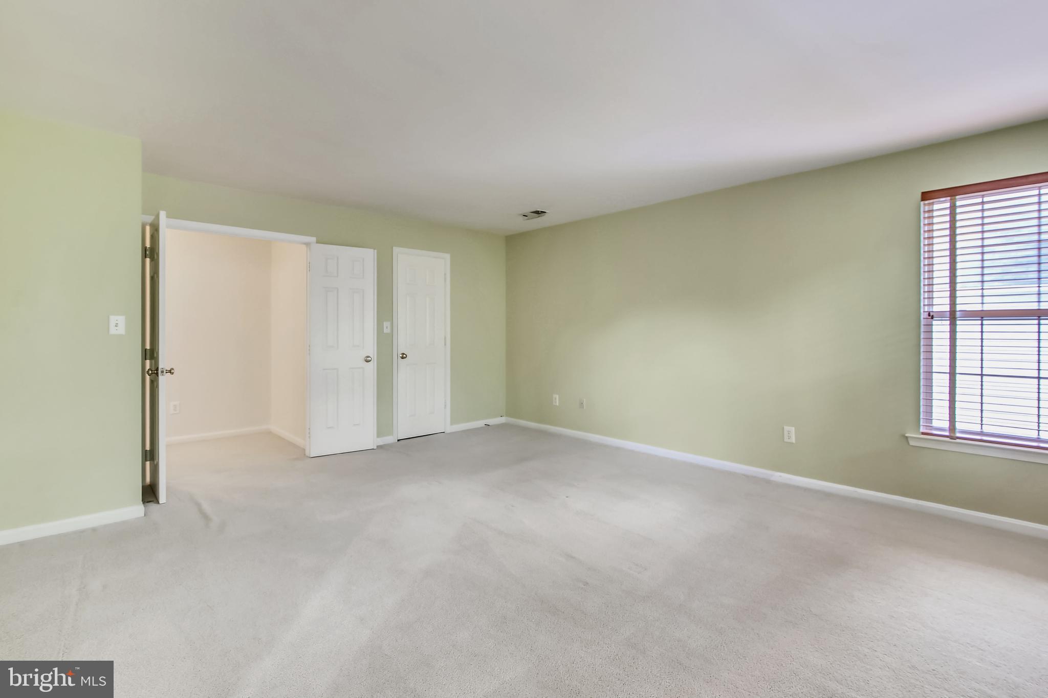 20311 Swallow Point Road Gaithersburg, MD 20886 - Photo 18 of 74 Gallery Image 18