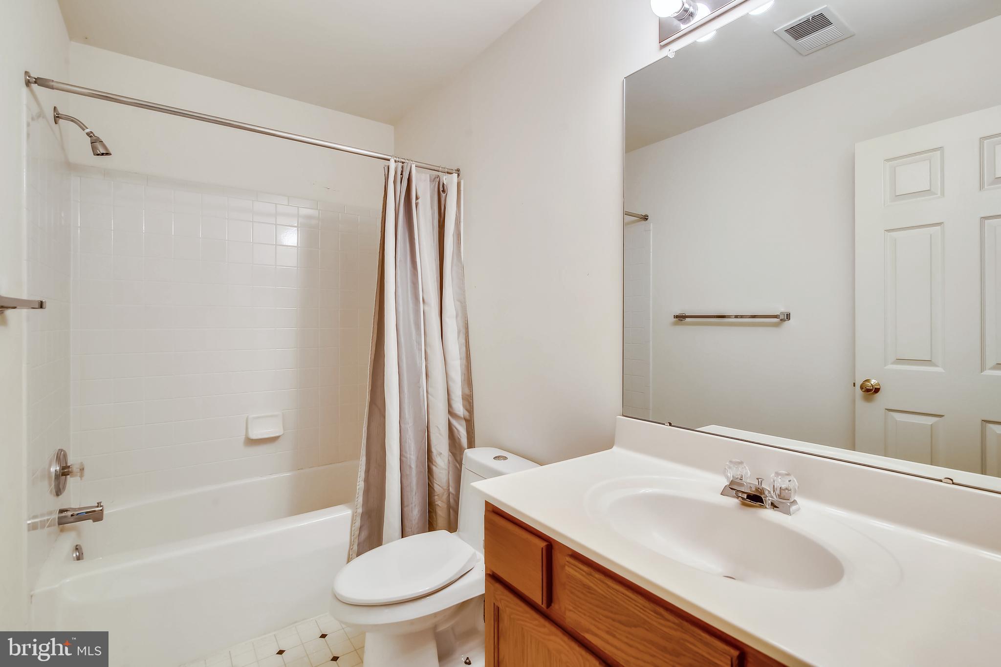 20311 Swallow Point Road Gaithersburg, MD 20886 - Photo 24 of 74 Gallery Image 24