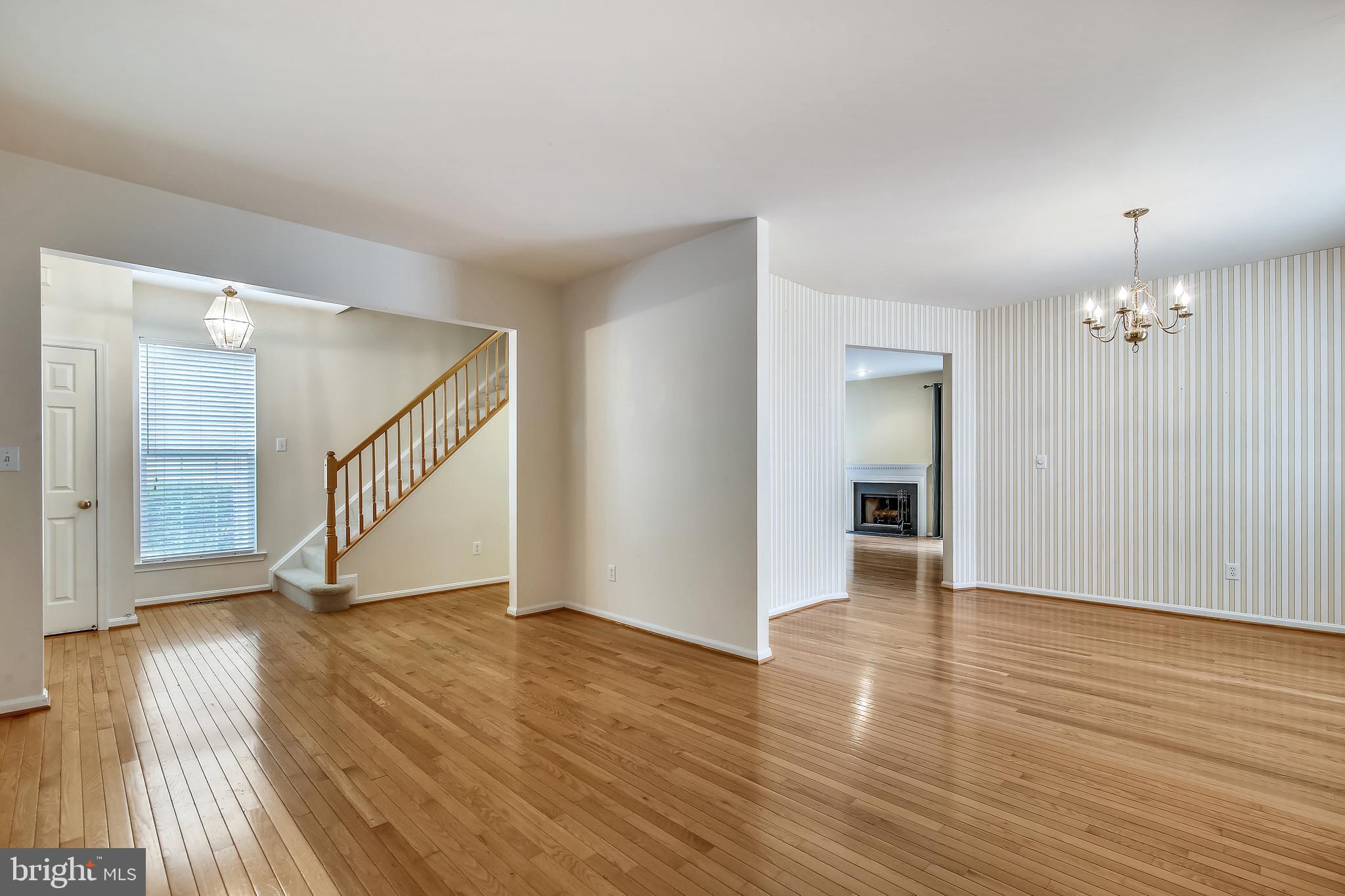 20311 Swallow Point Road Gaithersburg, MD 20886 - Photo 4 of 74 Gallery Image 4