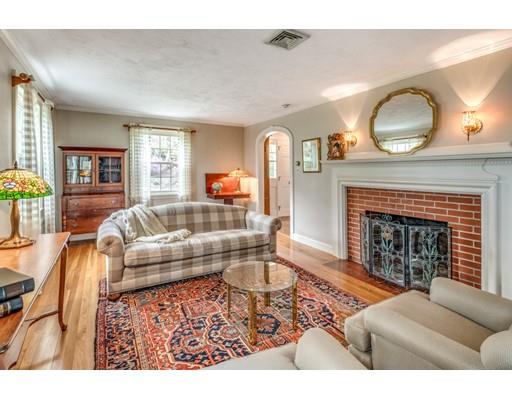 22 Sherwood Road Melrose, MA 02176 - Photo 12 of 25 Gallery Image 12