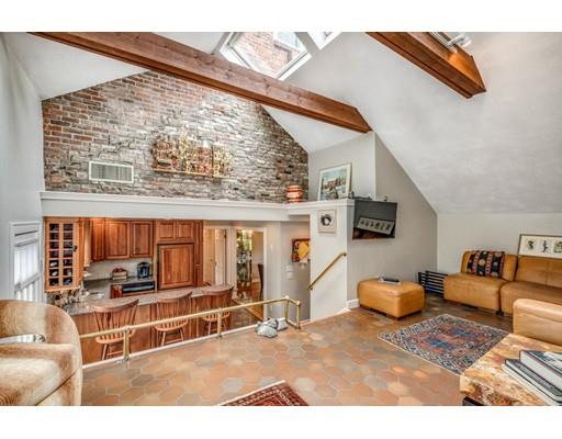 22 Sherwood Road Melrose, MA 02176 - Photo 7 of 25 Gallery Image 7