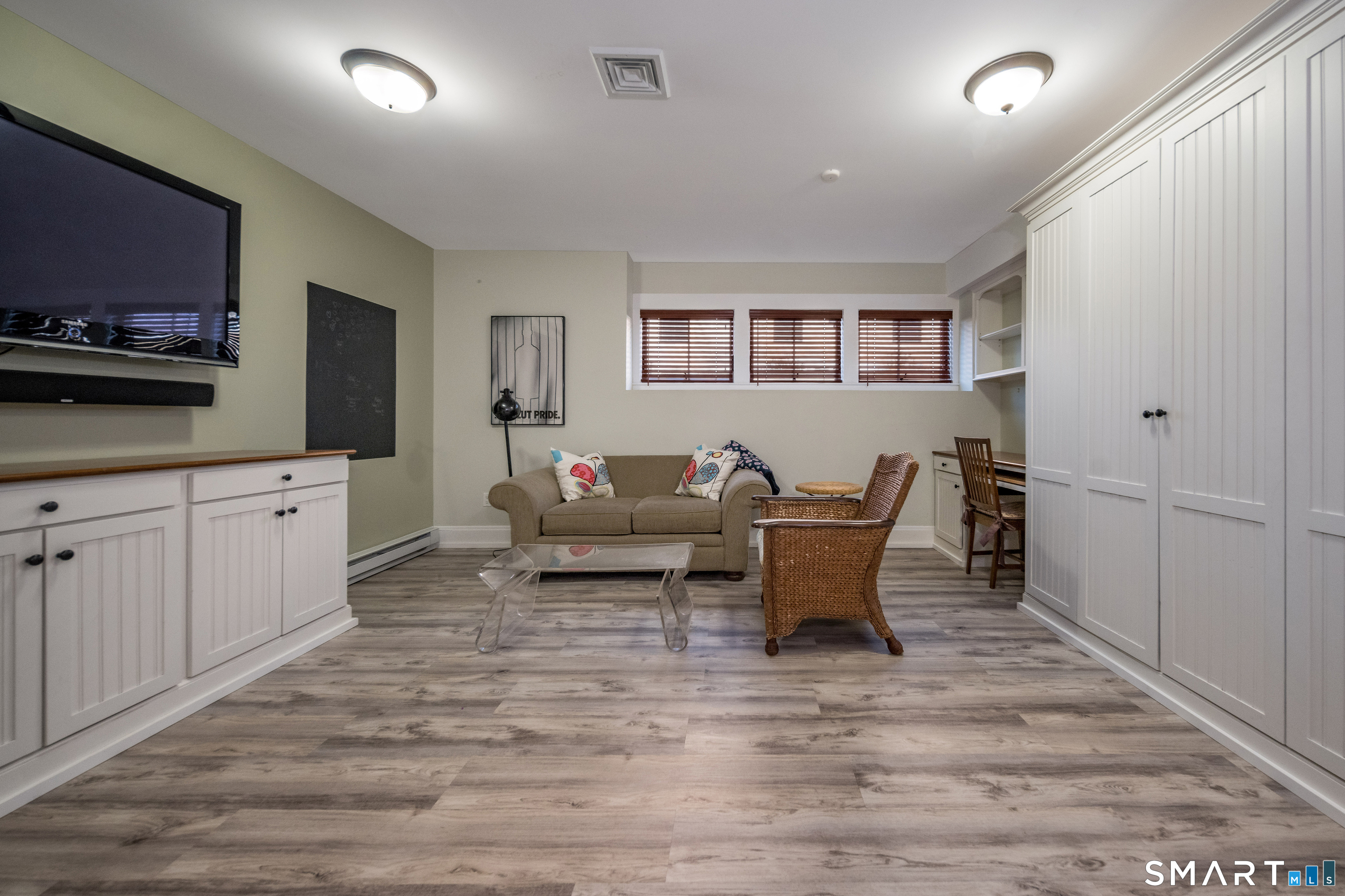 24 Ridgewood Avenue Madison, CT 06443 - Photo 20 of 23