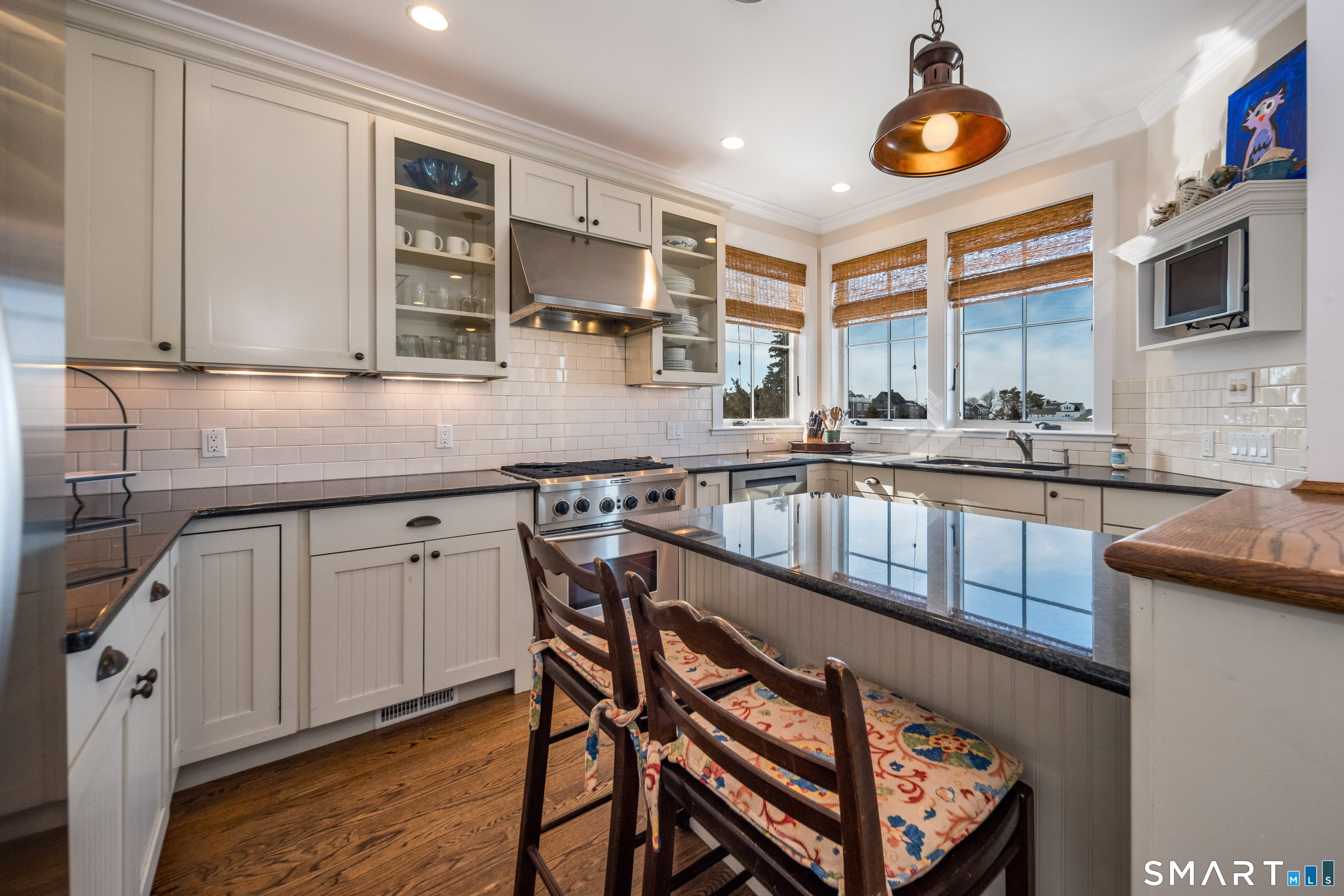 24 Ridgewood Avenue Madison, CT 06443 - Photo 7 of 23