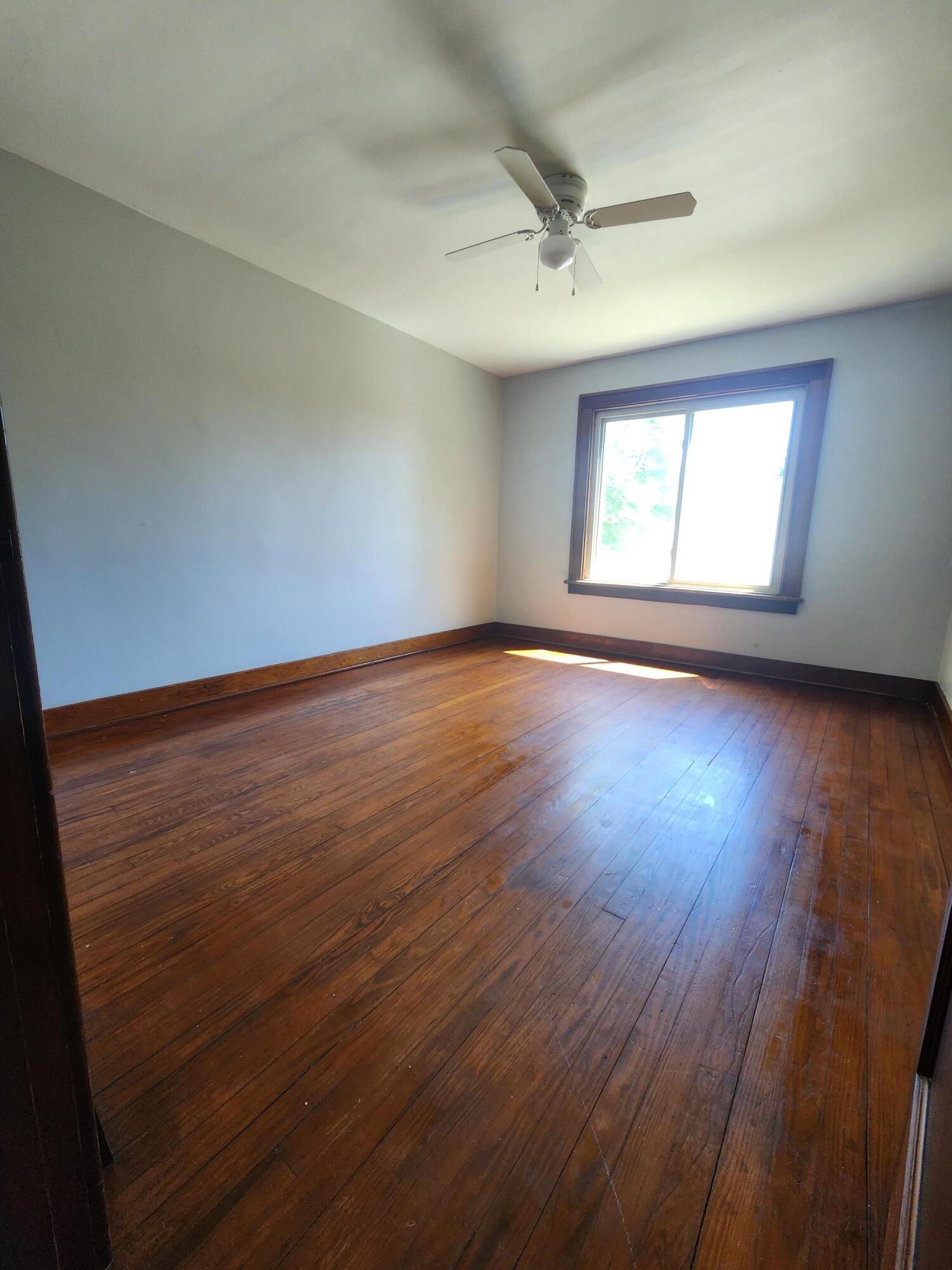 1604 Main Street Union Grove, WI 53182 - Photo 34 of 56 1000053726