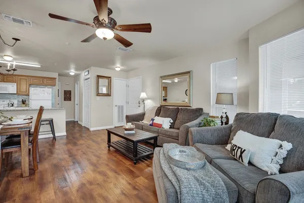 $375,000 | 730 East Mather Street, Unit B101, New Braunfels, TX 78130