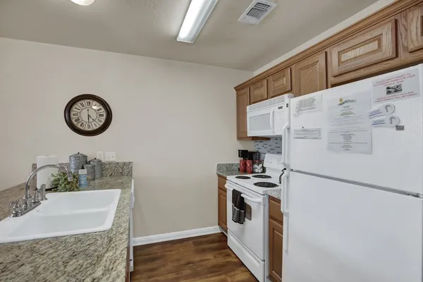 $375,000 | 730 East Mather Street, Unit B101, New Braunfels, TX 78130