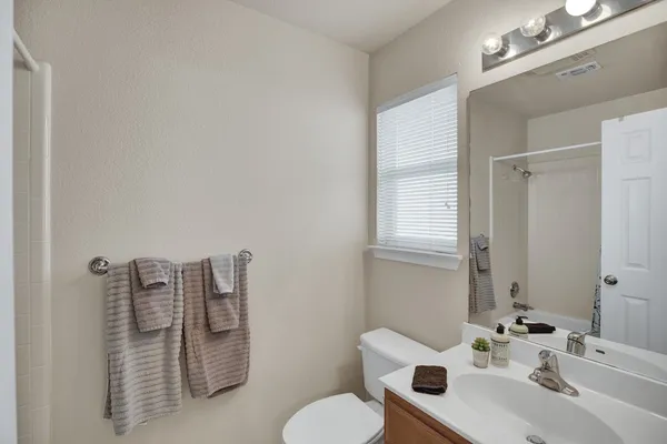 $375,000 | 730 East Mather Street, Unit B101, New Braunfels, TX 78130