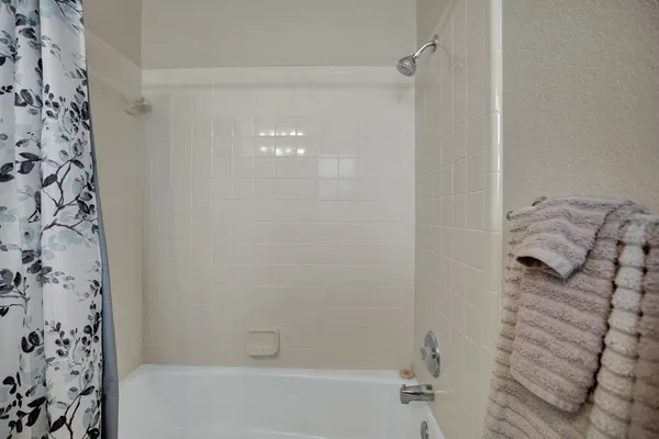 $375,000 | 730 East Mather Street, Unit B101, New Braunfels, TX 78130