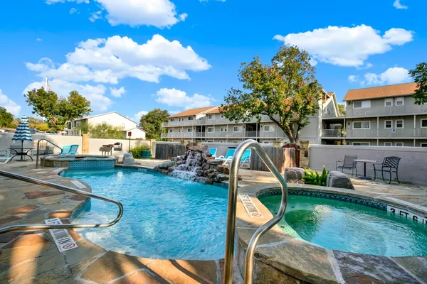 $375,000 | 730 East Mather Street, Unit B101, New Braunfels, TX 78130
