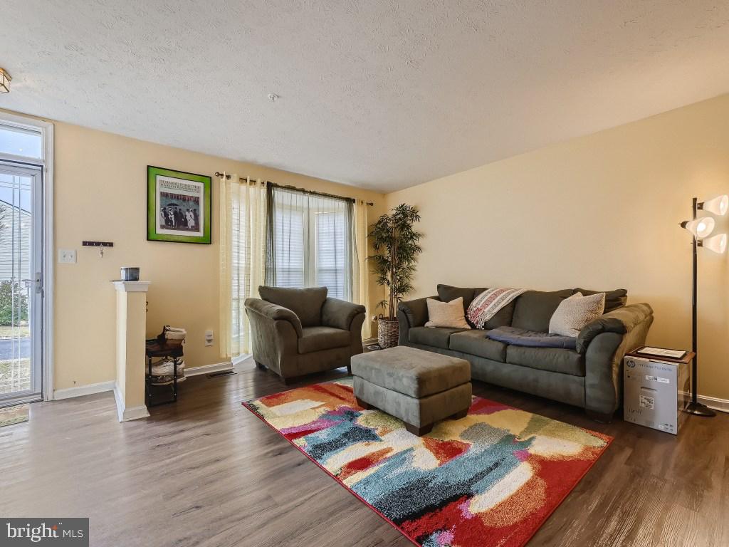 213 Pidco Road Reisterstown, MD 21136 - Photo 6 of 27 Gallery Image 6