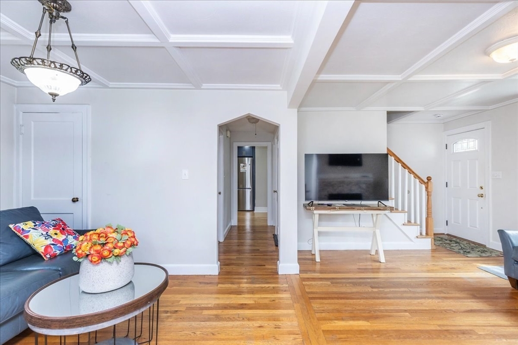 47 Cherry Street Newton, MA 02465 - Photo 9 of 41