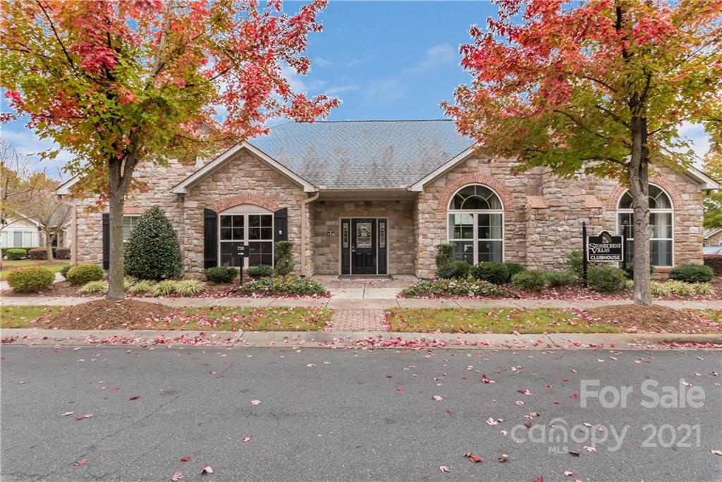 715 Ledgestone Court Tega Cay, SC 29708 - Photo 30 of 31 Gallery Image 30