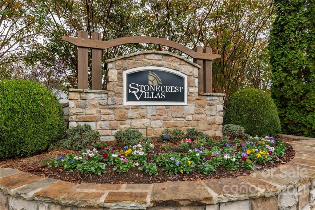 715 Ledgestone Court Tega Cay, SC 29708 - Photo 31 of 31 Gallery Image 31