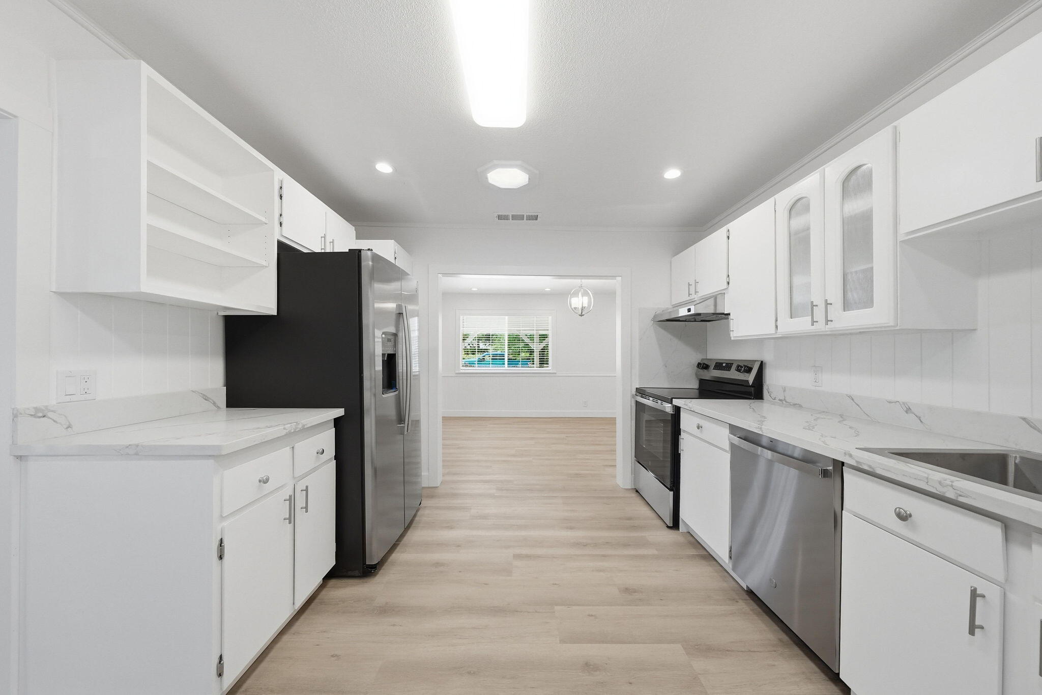 15644 Cloverdale Road Anderson, CA 96007 - Photo 16 of 61 15644 Cloverdale