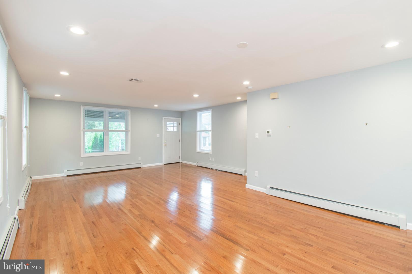 217 Simpson Road Ardmore, PA 19003 - Photo 11 of 36