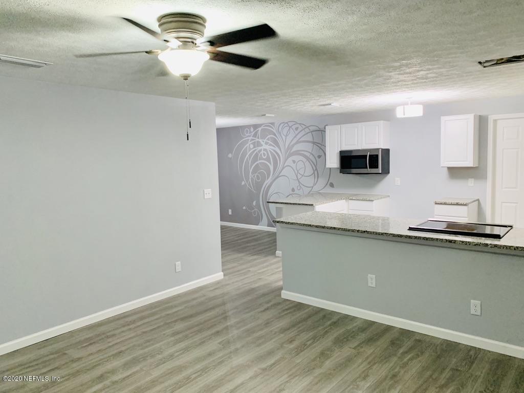 3559 Peoria Road Orange Park, FL 32065 - Photo 5 of 19 4AC4F14D-F0E5-4C7C-BC94-3693C1A50D89_1_1