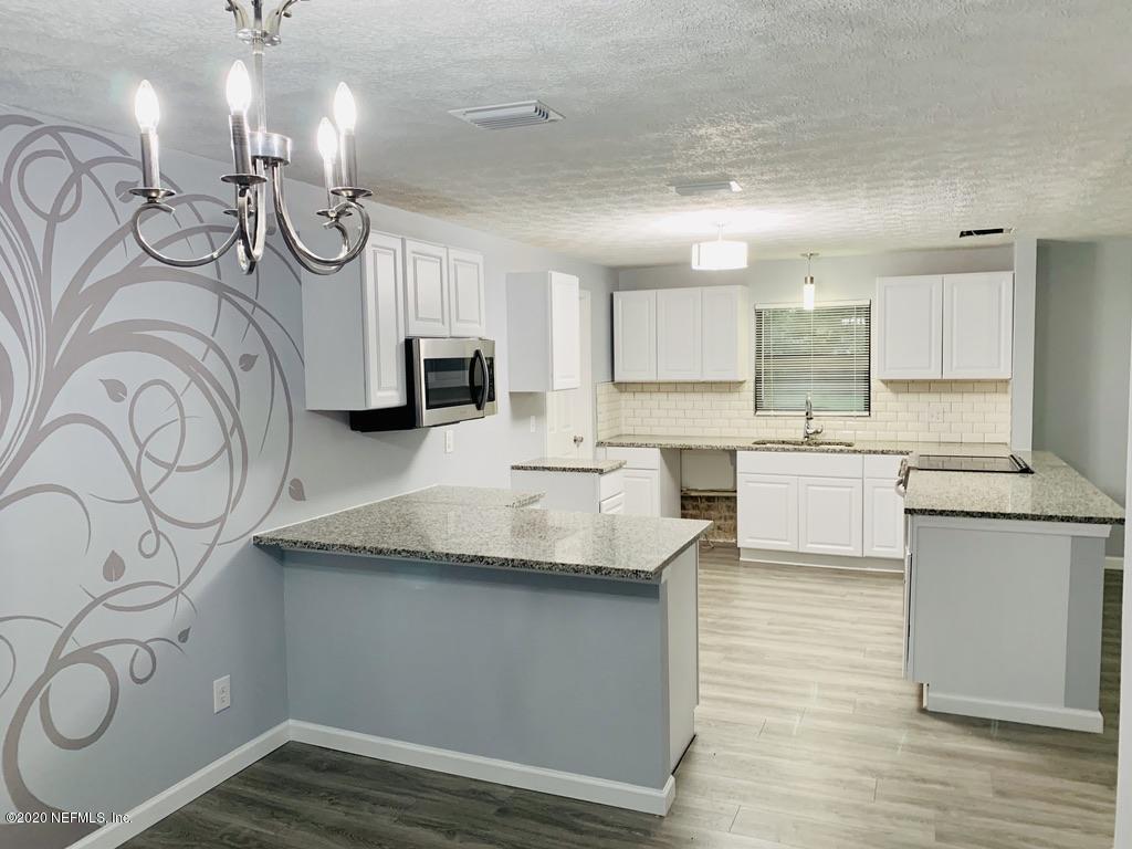 3559 Peoria Road Orange Park, FL 32065 - Photo 6 of 19 59C9C5F5-C499-49C4-BE2D-2F69CB447729_1_1
