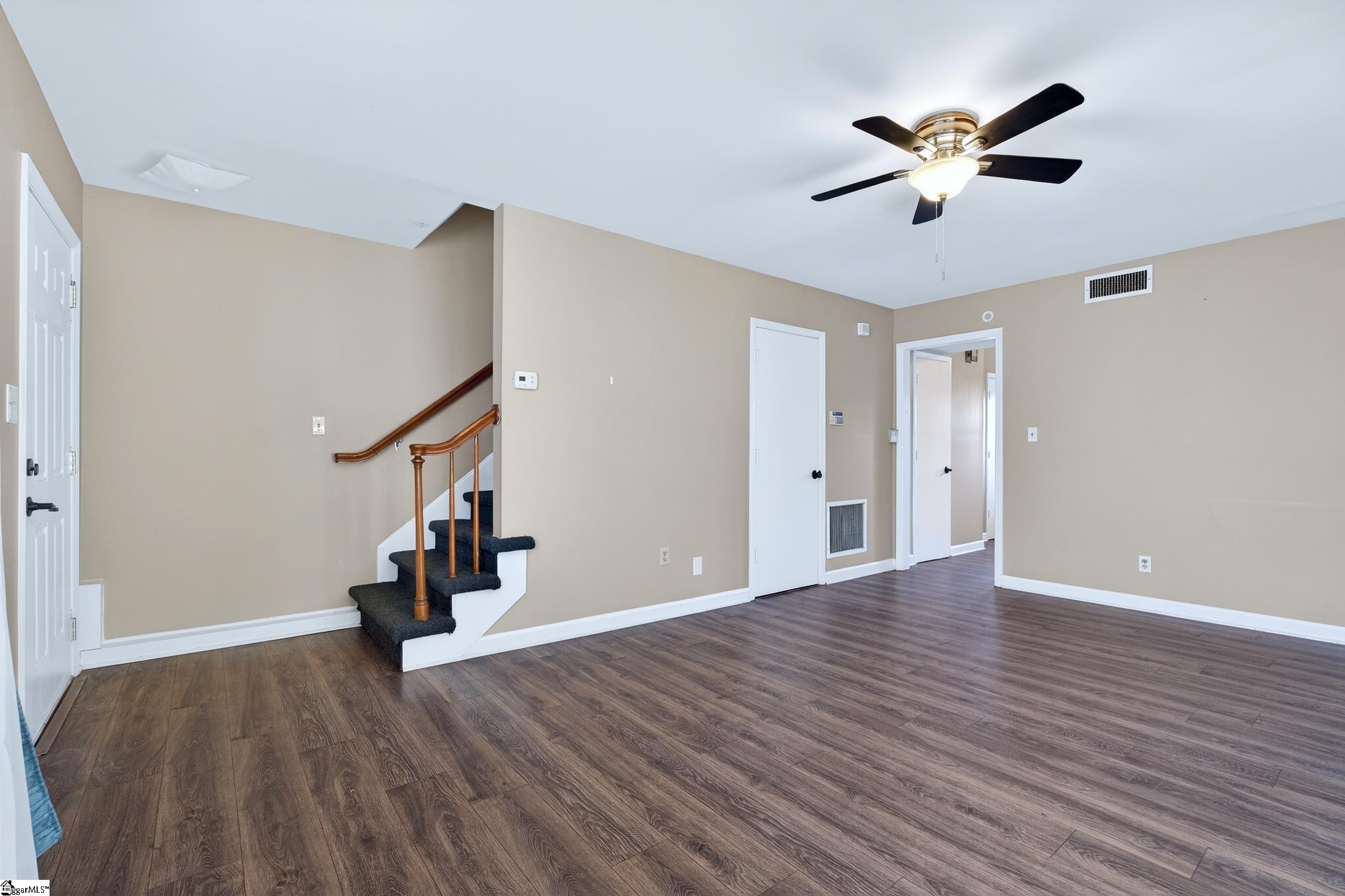 1436 Dover Road, Unit D Spartanburg, SC 29301 - Photo 28 of 32 Gallery Image 28
