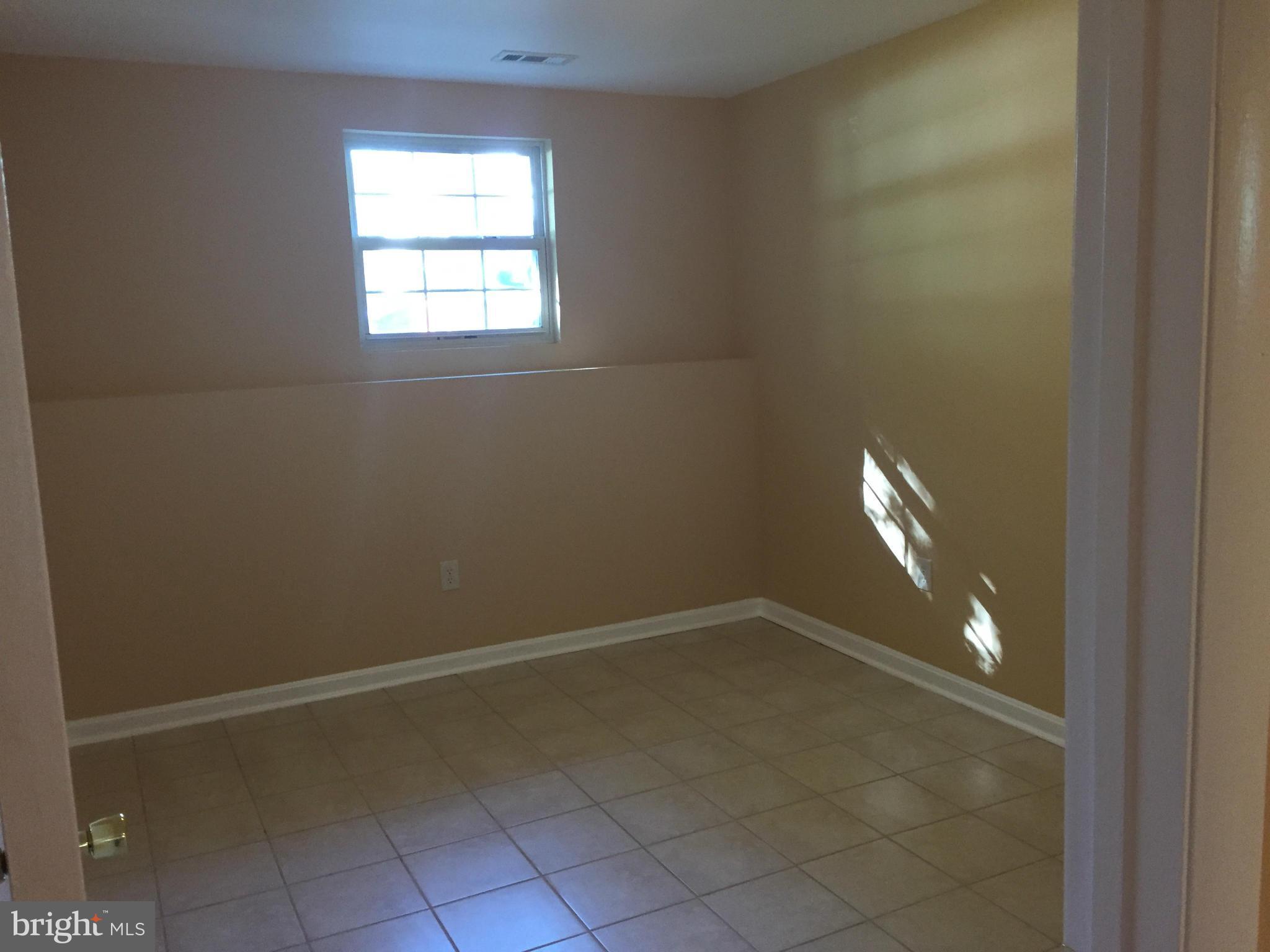 3943 Eitemiller Road Baltimore, MD 21244 - Photo 28 of 30 Bedroom