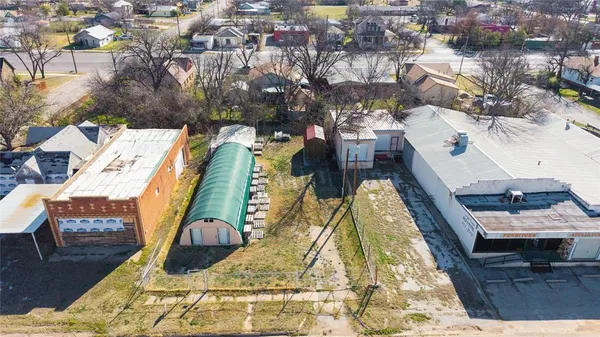 $25,000 | 705 South Concho Street, Coleman, TX 76834