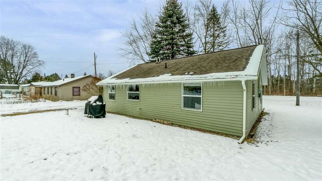 2944 West Youngs Road Gladwin, MI 48624 - Photo 5 of 23 Gallery Image 5