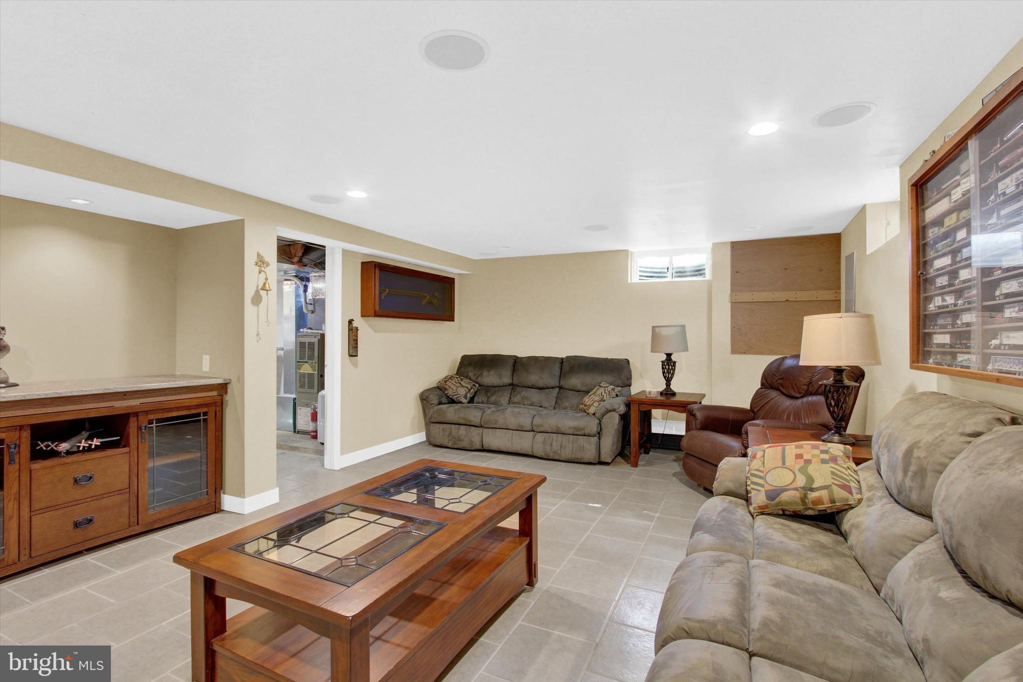 1211 Hoff Road Hanover, PA 17331 - Photo 27 of 37