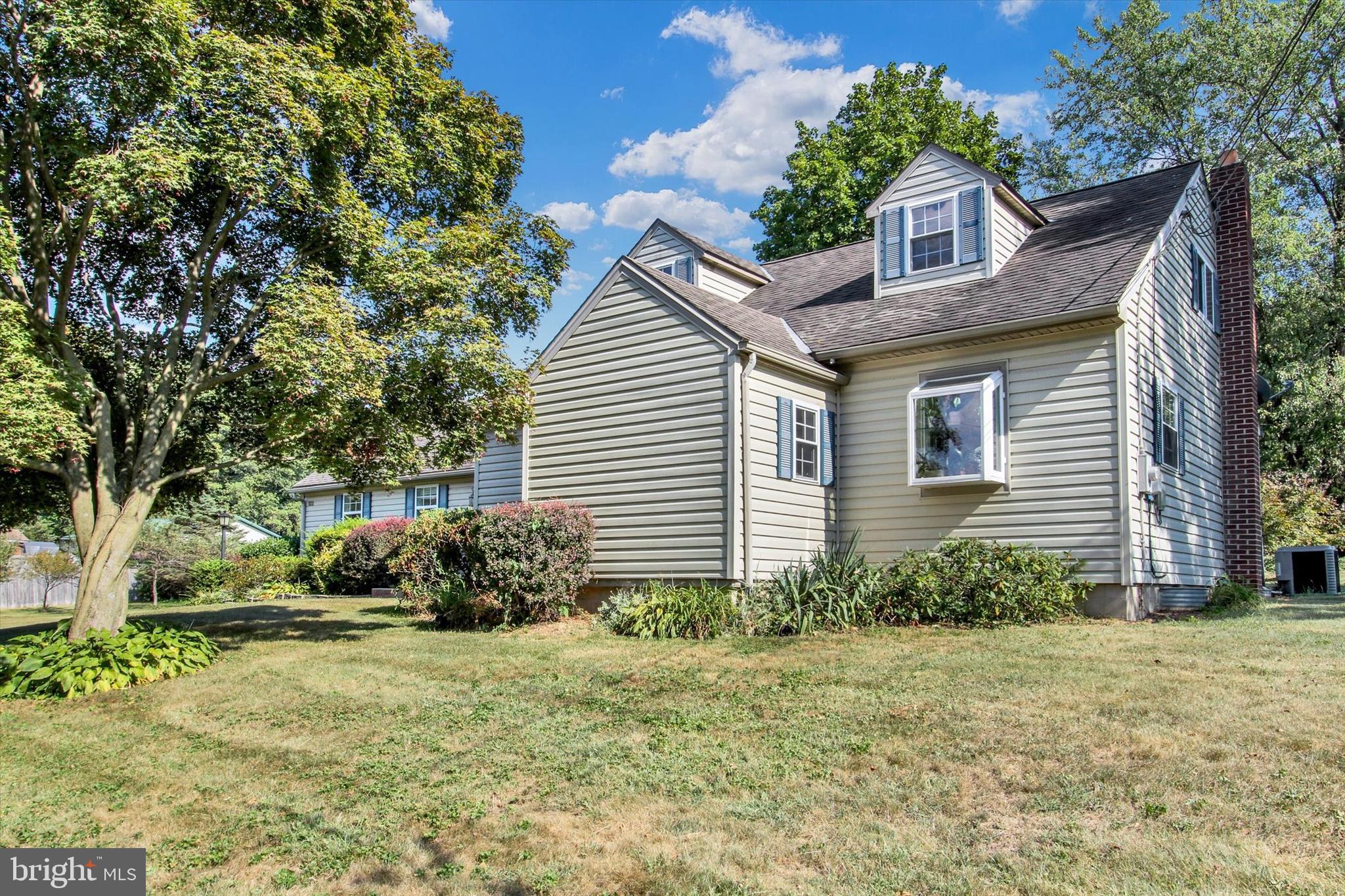1211 Hoff Road Hanover, PA 17331 - Photo 3 of 37