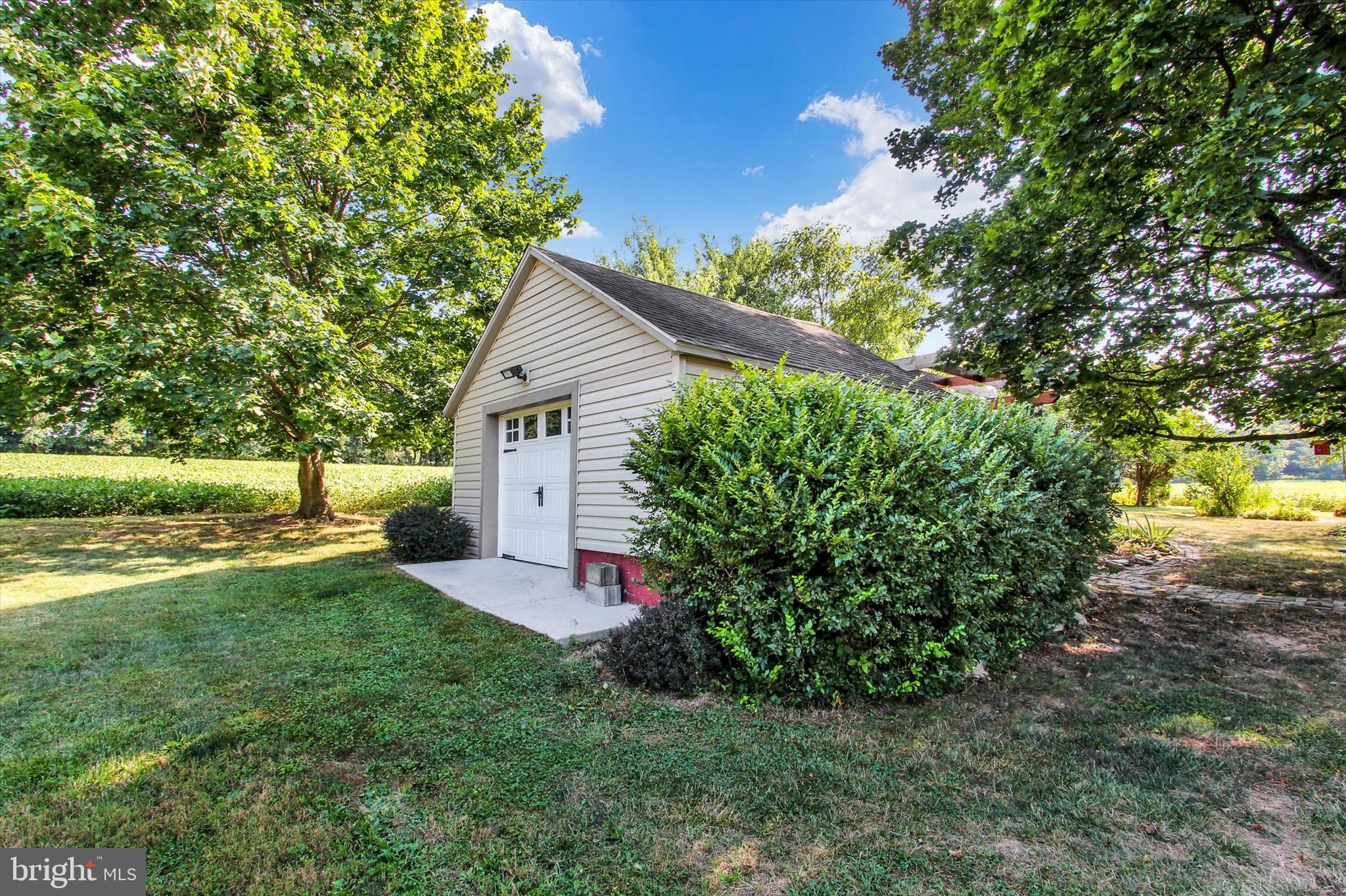 1211 Hoff Road Hanover, PA 17331 - Photo 33 of 37