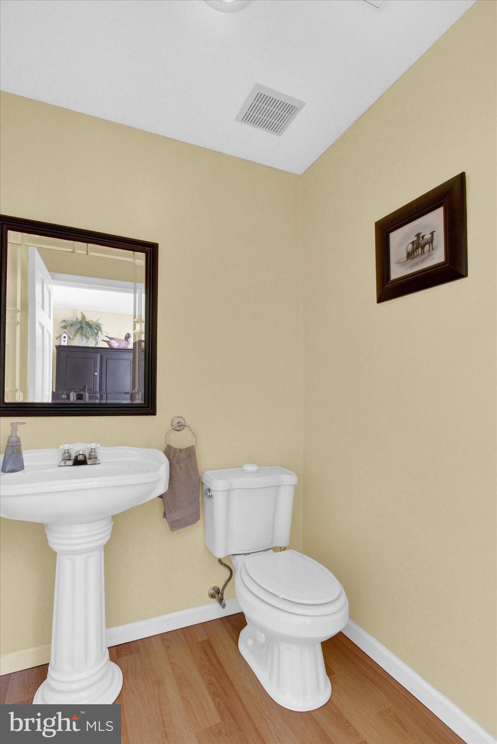 1211 Hoff Road Hanover, PA 17331 - Photo 8 of 37