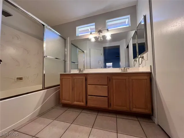 $2,250 | 11004 Napa Ridge Drive, Las Vegas, NV 89144