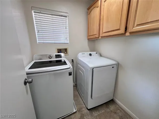 $2,250 | 11004 Napa Ridge Drive, Las Vegas, NV 89144