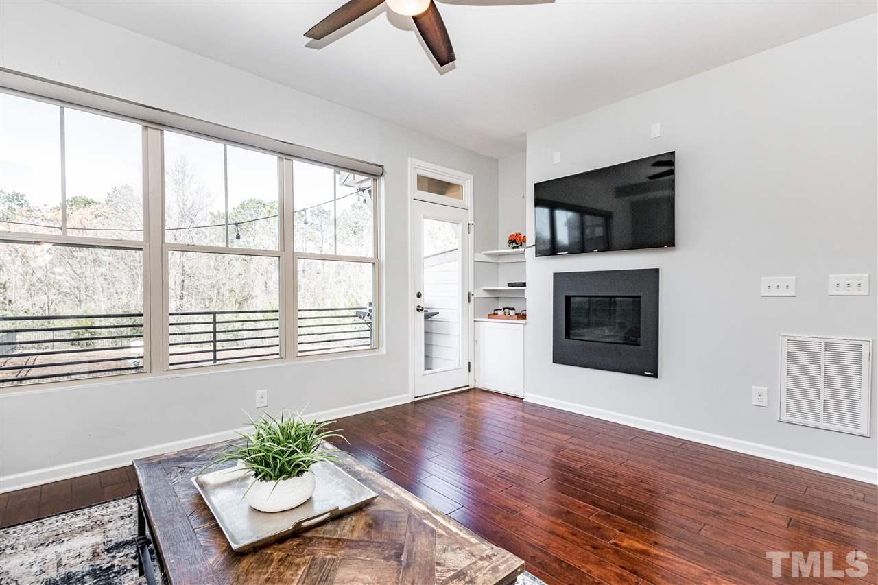1521 Crafton Way Raleigh, NC 27607 - Photo 7 of 28