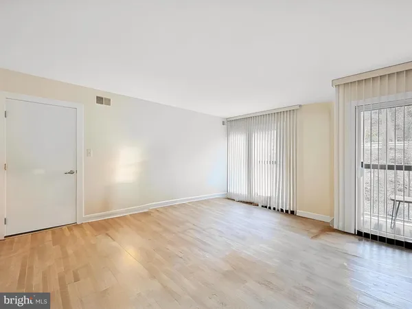 $455,000 | 1704 North Park Drive, Unit A409, Wilmington, DE 19806
