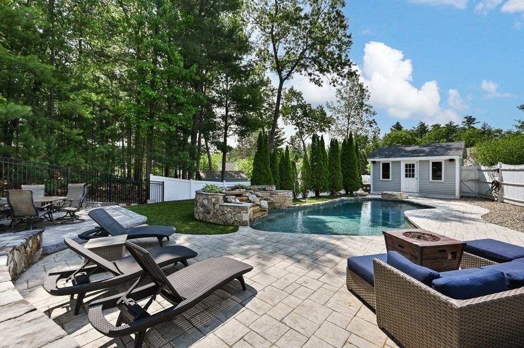 17 Sgt Roode Lane Middleton, MA 01949 - Photo 34 of 41 Gallery Image 34