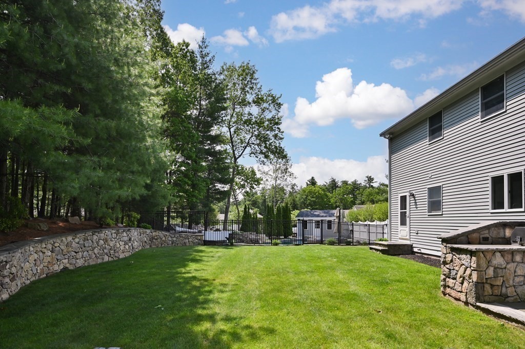 17 Sgt Roode Lane Middleton, MA 01949 - Photo 39 of 41 Gallery Image 39