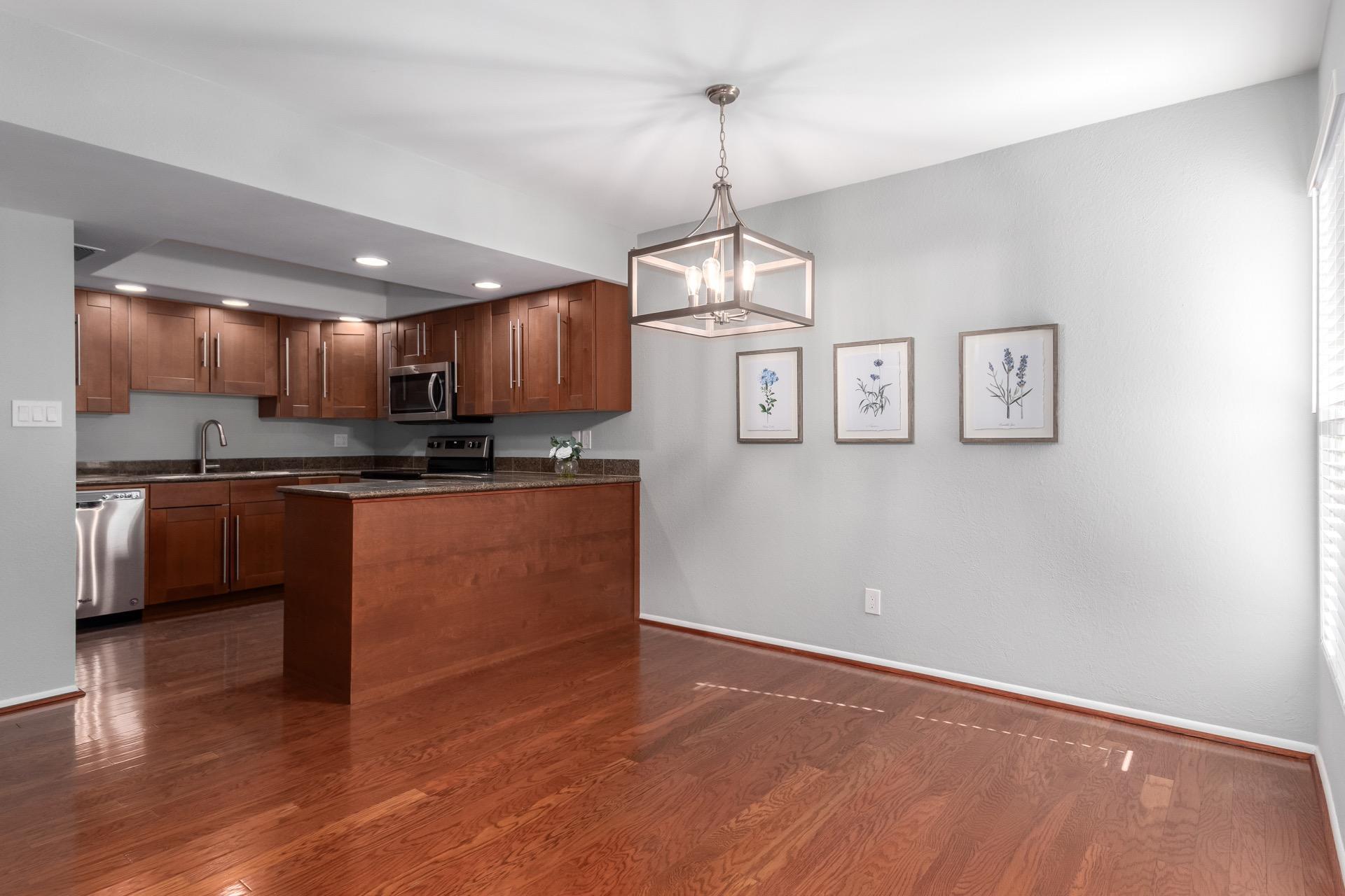 1051 South Dobson Road, Unit 101 Mesa, AZ 85202 - Photo 8 of 22 09 - Dobson