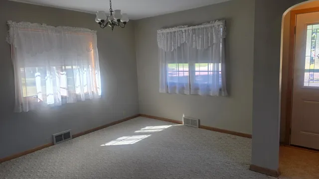 $164,900 | 180 3rd Avenue Northeast, Trimont, MN 56176