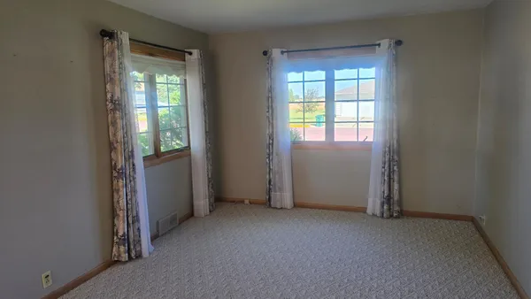 $164,900 | 180 3rd Avenue Northeast, Trimont, MN 56176