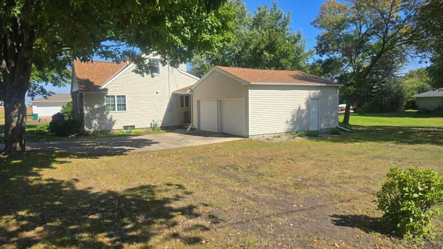 $164,900 | 180 3rd Avenue Northeast, Trimont, MN 56176